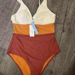 New with tags  Cupshe one piece bathing suit size S