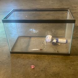 10 Gallon Fish Tank 