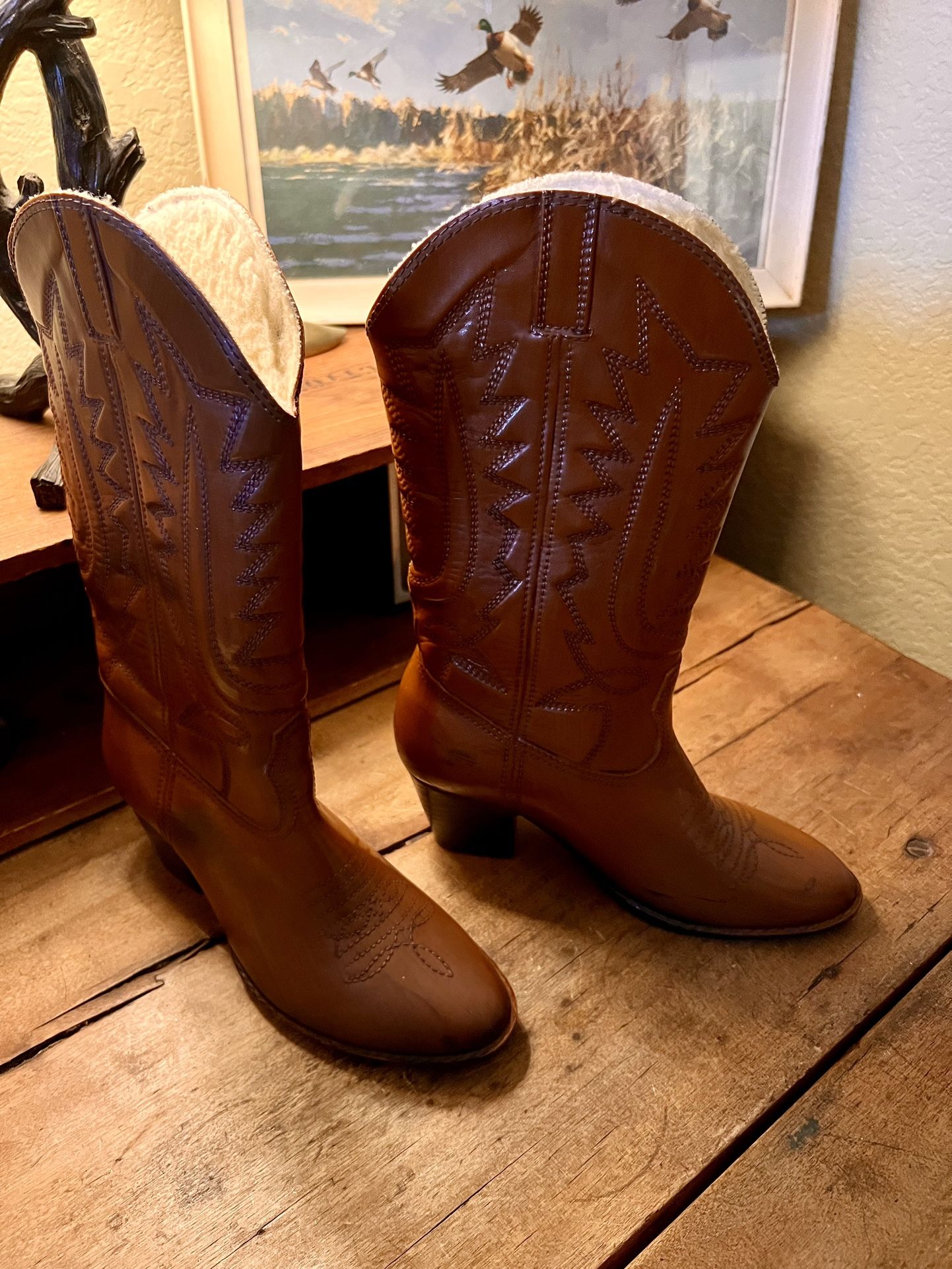 Women’s Rubber Cowgirl / Rain Boots Size 6