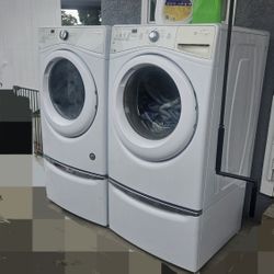 Whirlpool Washer And Gas  Dryer Works  Great 