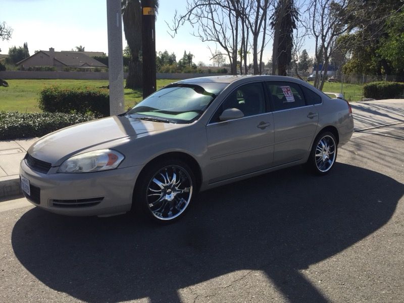 2008 Chevy Impala LTZ on 20s