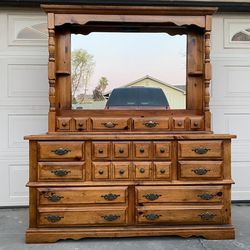 Dresser Bureau Mirror Chest of 10 Drawers