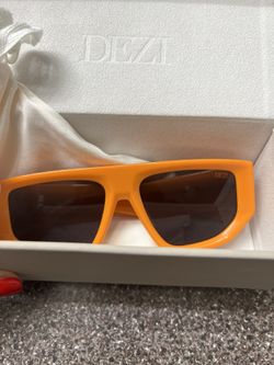 Sunglasses  Dezi  BACKTRACK 