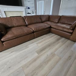 New 4 Pc Emilia 100% Leather Sectional Set