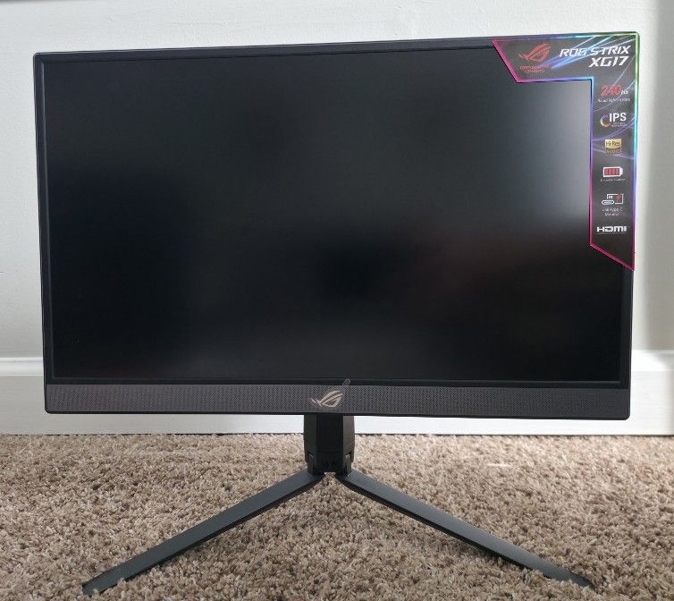 Asus ROG Strix XG17AHPE Portable Monitor