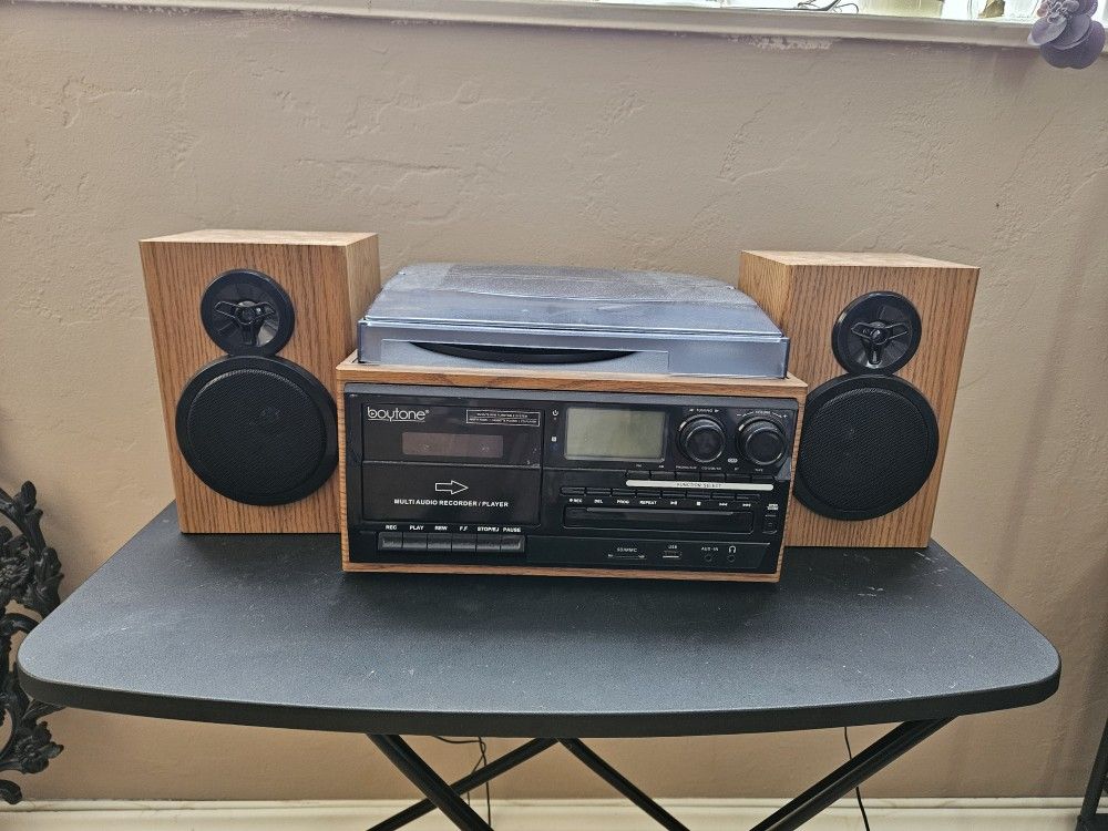 Boytone 28 Series Classic Bluetooth Turntable Record Player