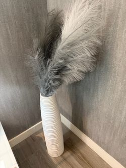 Tall White Floor Vase with Decorative Gray Feathers