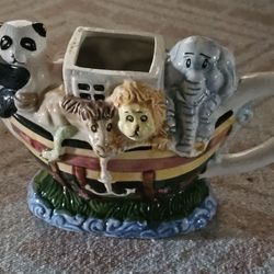 #Vintage #Noah's Ark Teapot #Vase #Planter