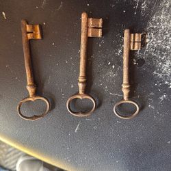 Iron Keys Very Romantic Vday 15 Each Iron 