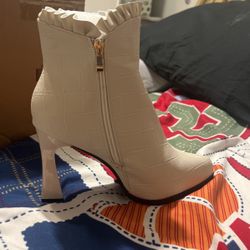High Heels Tan Color New Size 39