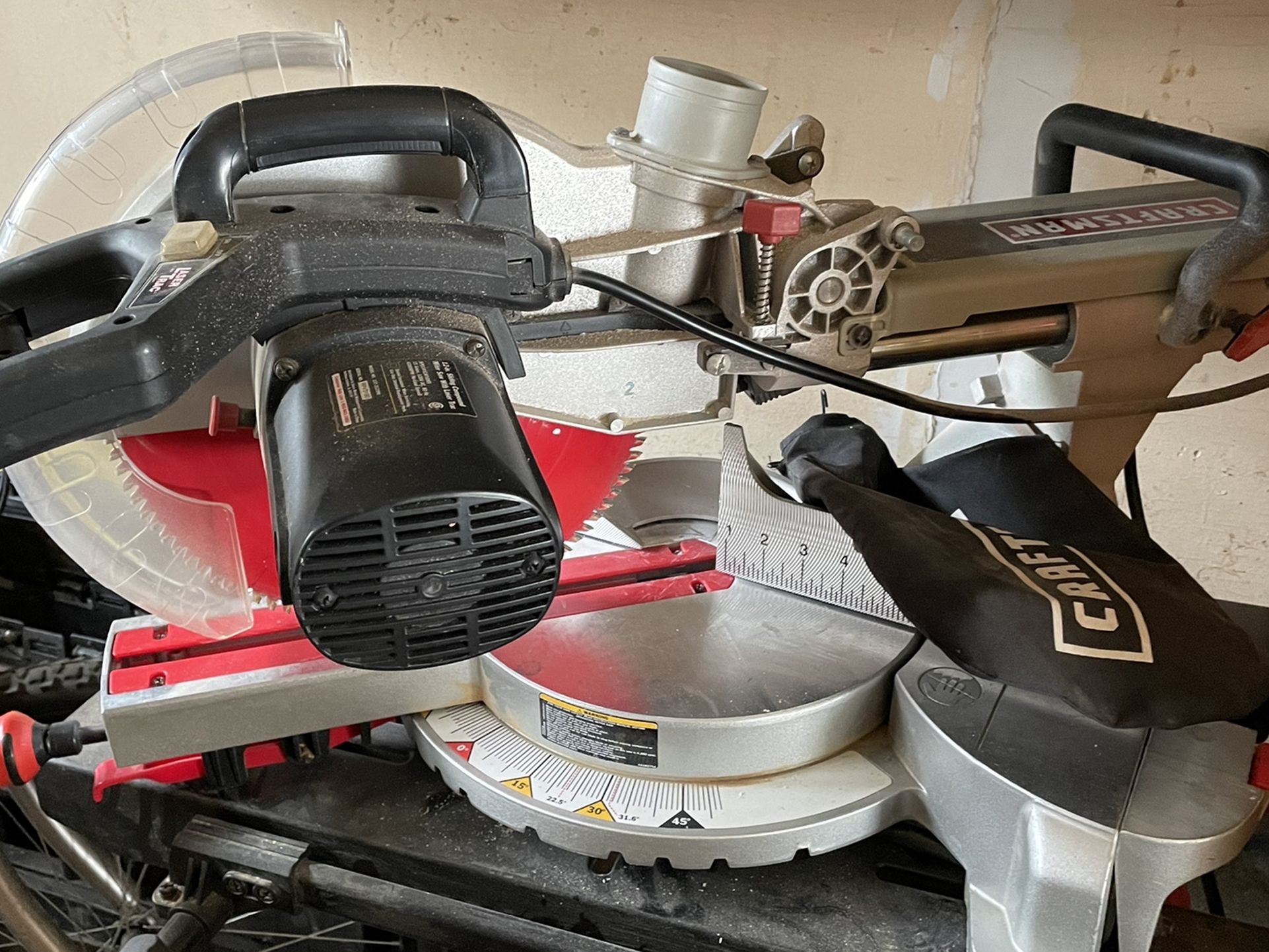 Craftsman 12in Sliding Compound Miter Saw