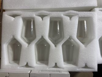 Set of 6 wine glasses
