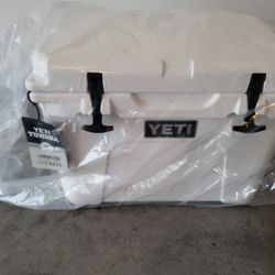 Yeti Cooler 35 Tundra 