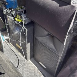 DJ Equipment 