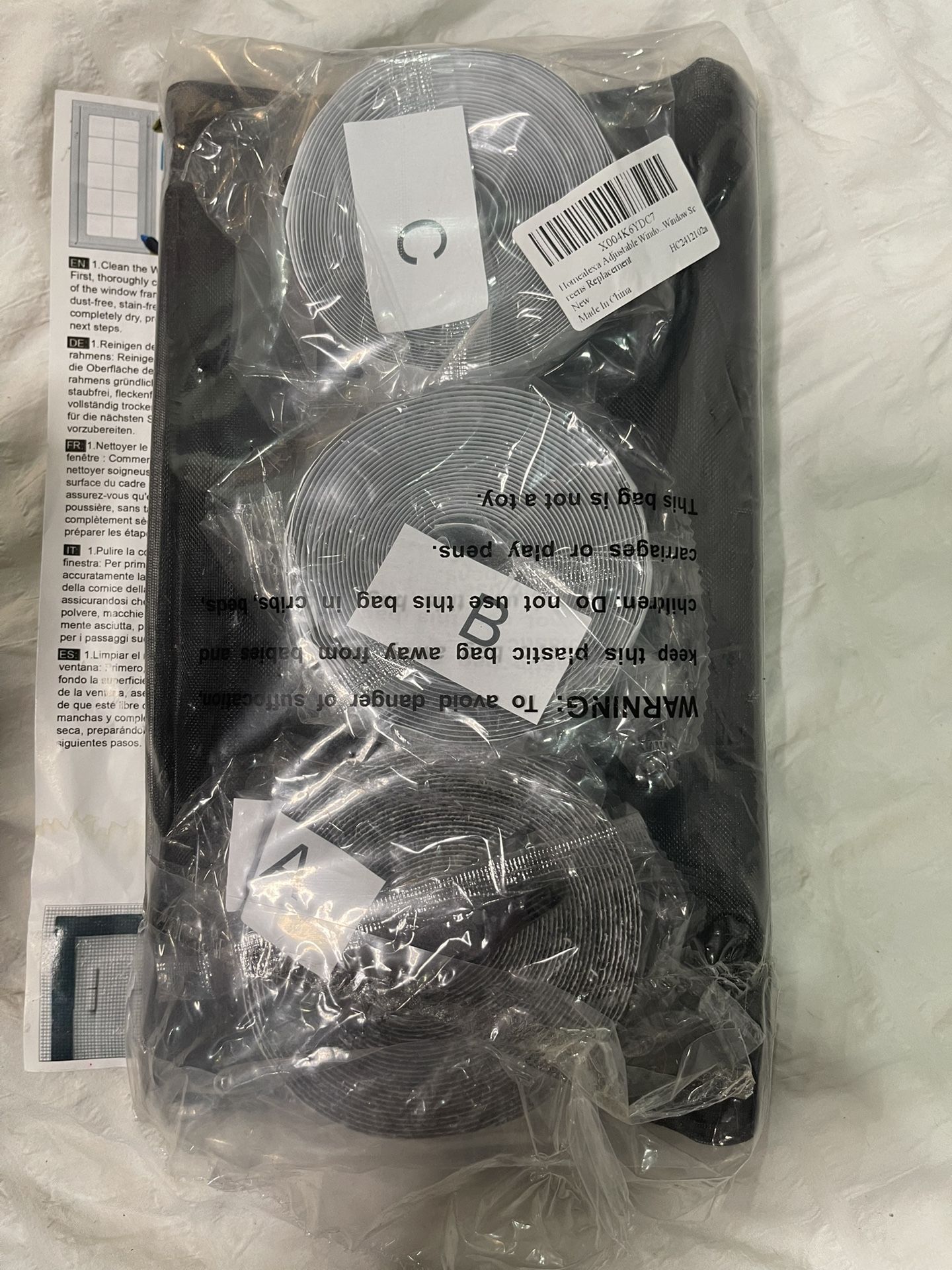 Window Screens Replacement Kit $10 BRAND NEWsee pics/video/Mesh/Max 51"x 59"/ 19082 Adjustable