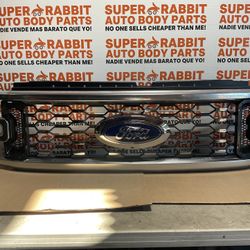 2023 F250/F350 XL GRILLE COMPLETE ORIGINAL✅