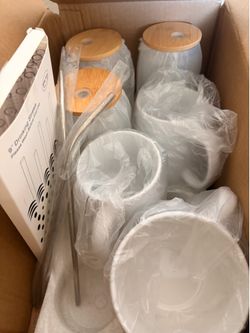 16oz frosted cups, mugs & straws