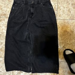 baggy wide leg levi jeans 