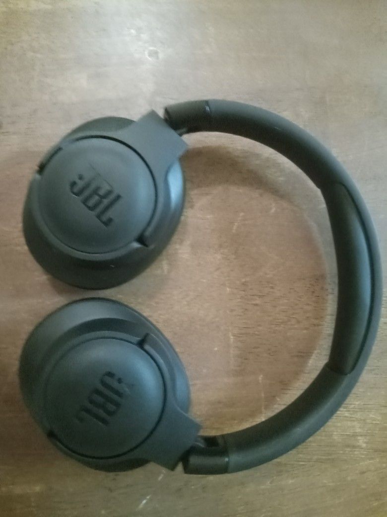 JBL headphones