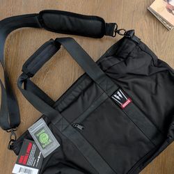 Convoy, a smell-proof, lockable tote bag 12" x 20" x 6"