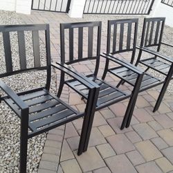 4 Patio Metal Chairs 