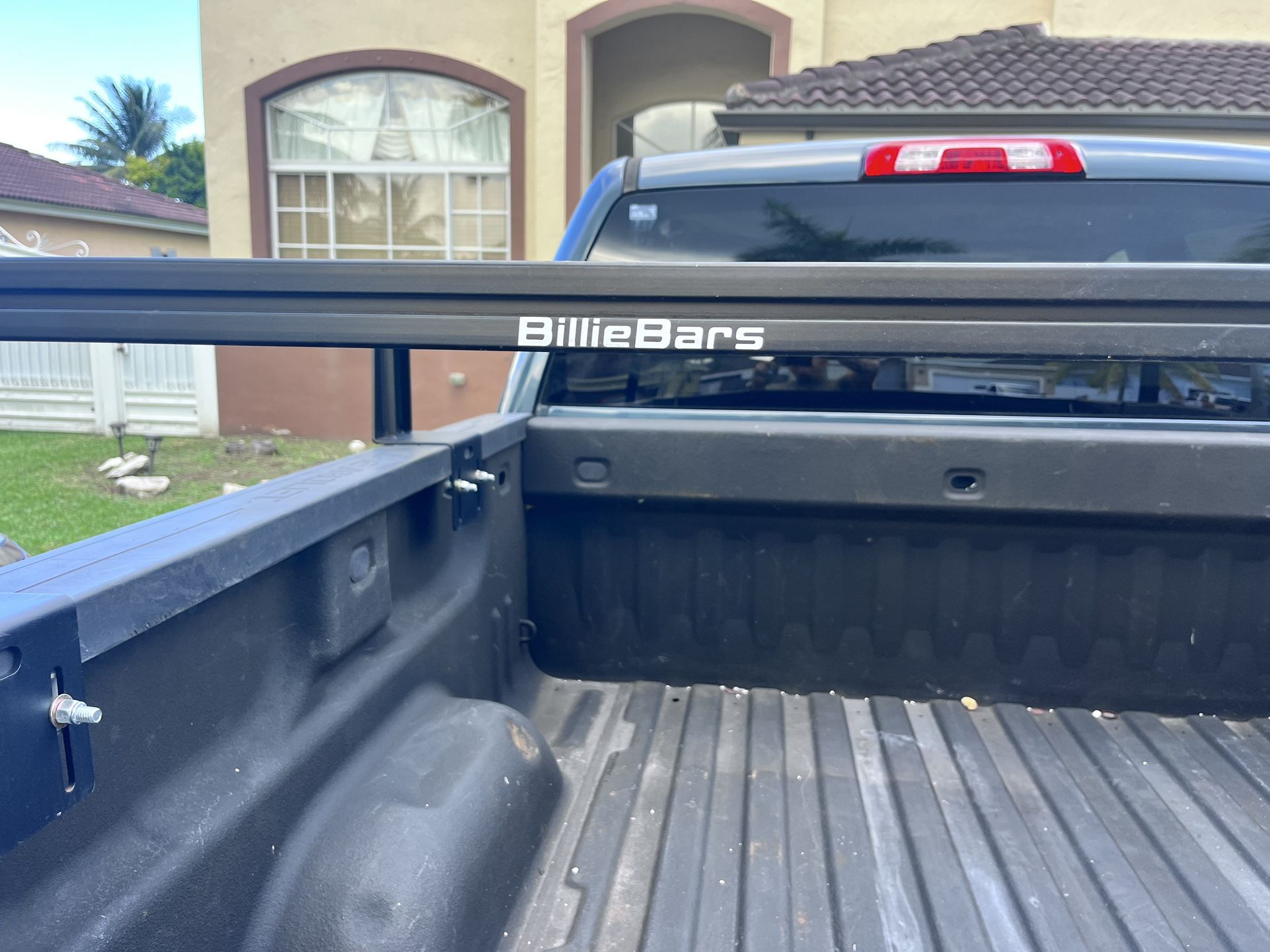 Billie bars