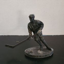 NHL Steve Yzerman Figurine Little Caesars Detroit Red Wings Statue Collectible
