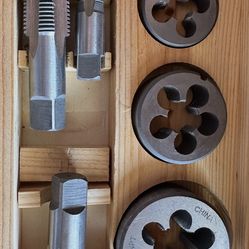 Pipe Tap and Die Set