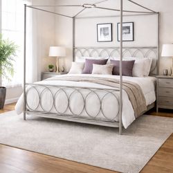 King Designer Metal Canopy Bed — Rachel Ray Cinema Collection — Excellent Condition