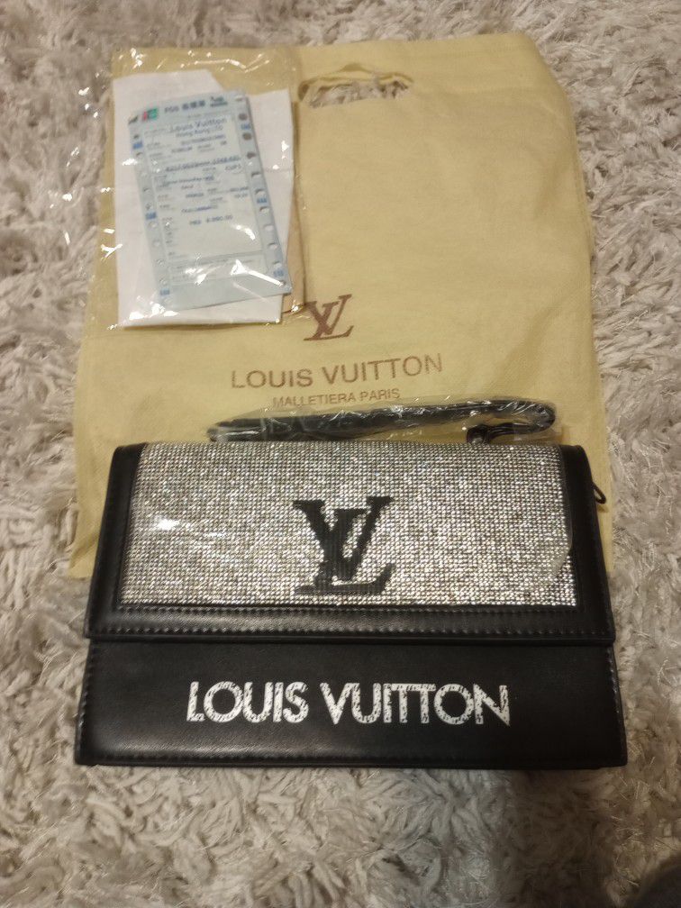 Louis Vuitton Vavin PM- Brand New for Sale in Bloomfield Hills, MI - OfferUp