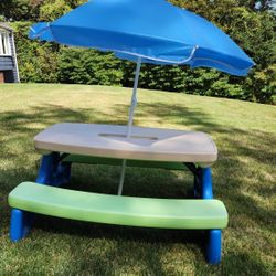 Kids Picnic Table With Umbrella