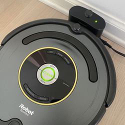 Roomba Robotic Vacuum
