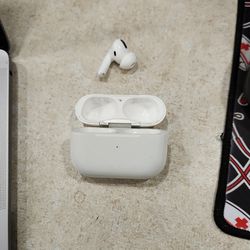 Airpod Pro Generation 1 LEFT AIRPOD ONLY