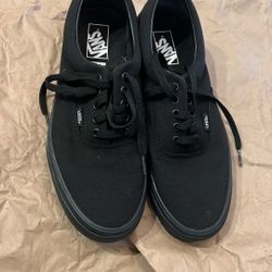 Men’s Black Vans Size 10.5