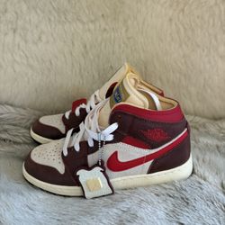3.5Y / 5.5 Women’s Shoe - Nike Air Jordan 1 Mid SE GS AJ1 Bread Butter and Sole Shoes HF3196-100