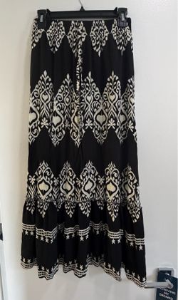 Flowy Black Skirt