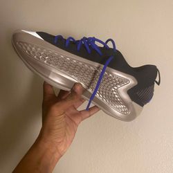 Anthony Edward’s Size 12.5 