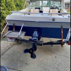 1983 Chapparal All Seasons Open Bow with new trailer