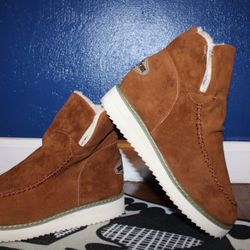 AVSTCFS Sport Boots Sport Classic Wear Fashion Fuzzy Winter NEW