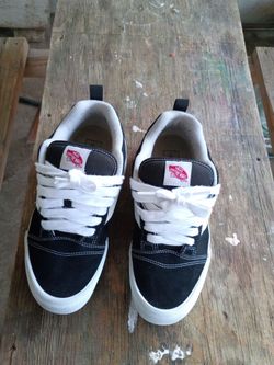 Vans knu skool skate shoes