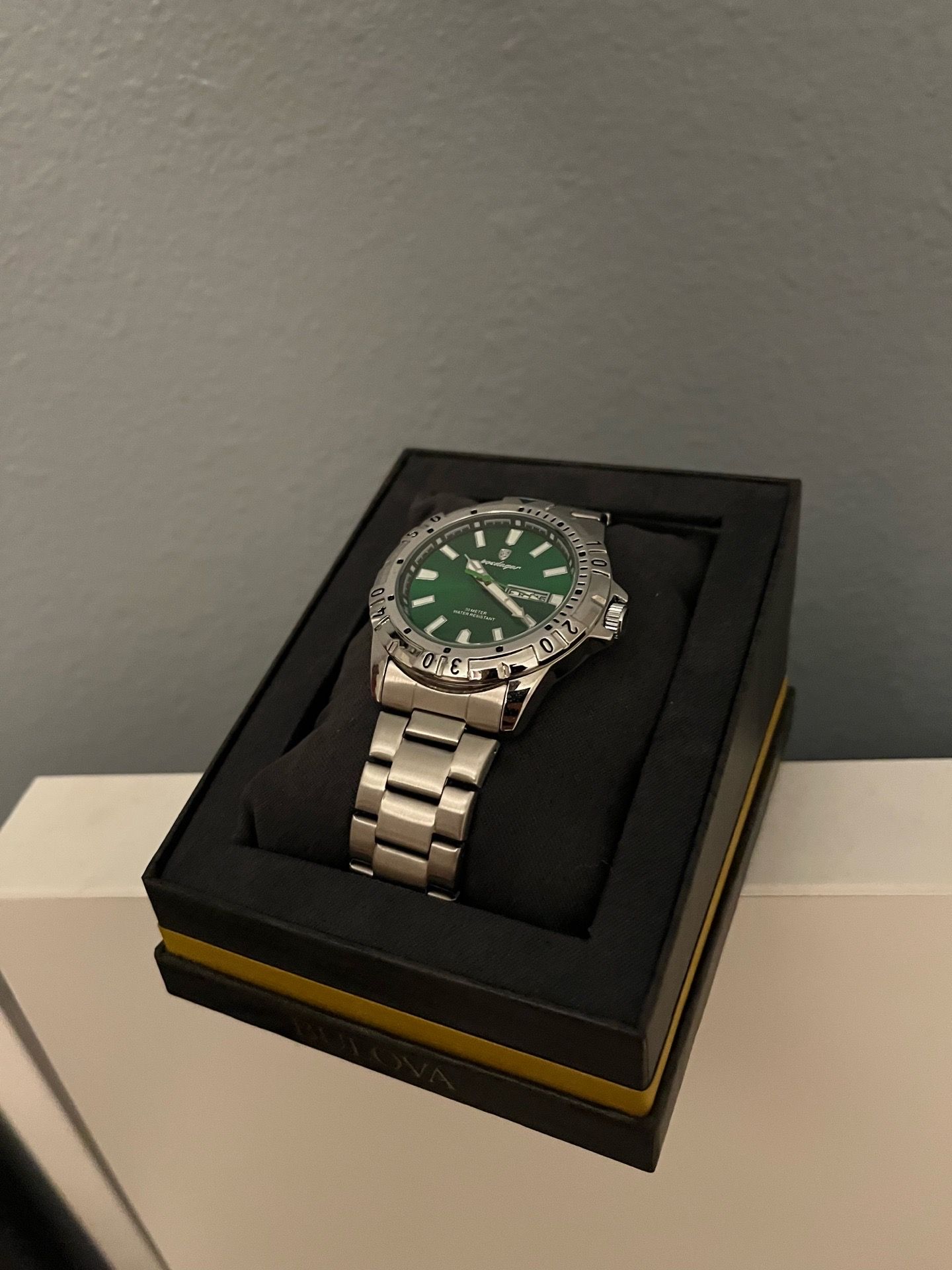 Luxury green dial wristwatch