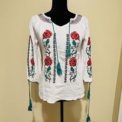 Embroidered top Romanian traditional top blouse shirt tshirt long sleeve office Tunic Ie 