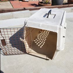 Pet Carrier Classic Kennel Taxi