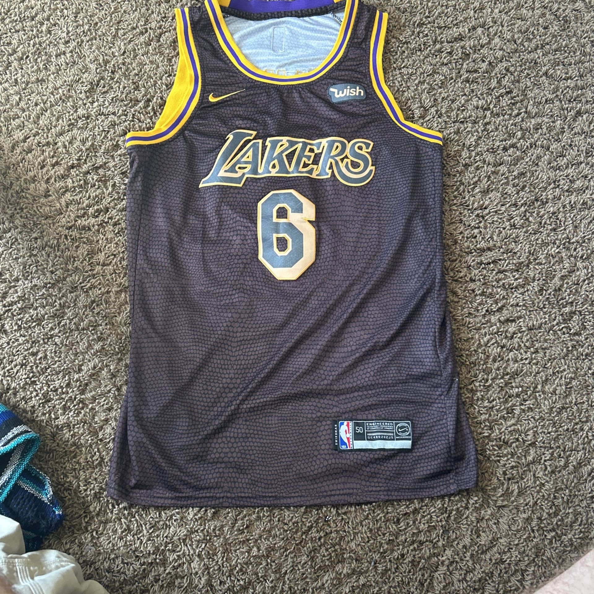 Lebron James Lakers Jersey Size Large 