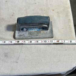 Half inch round hand edger