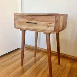 Mid-Century Modern Wood Nightstand/ Side Table  