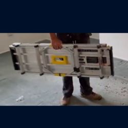 Light Weight Heavy Duty Foldable Work Bench 