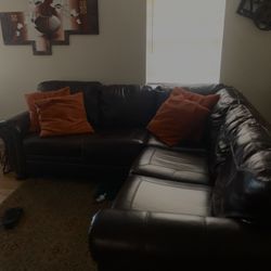 Smoke Free | Pet free ~ Dark Brown Leather Sectional Sofa 