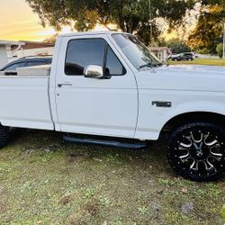 1993 F-250 4.9L With manual Transmission!