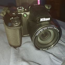 Nikon Coolpix 8500 Camera